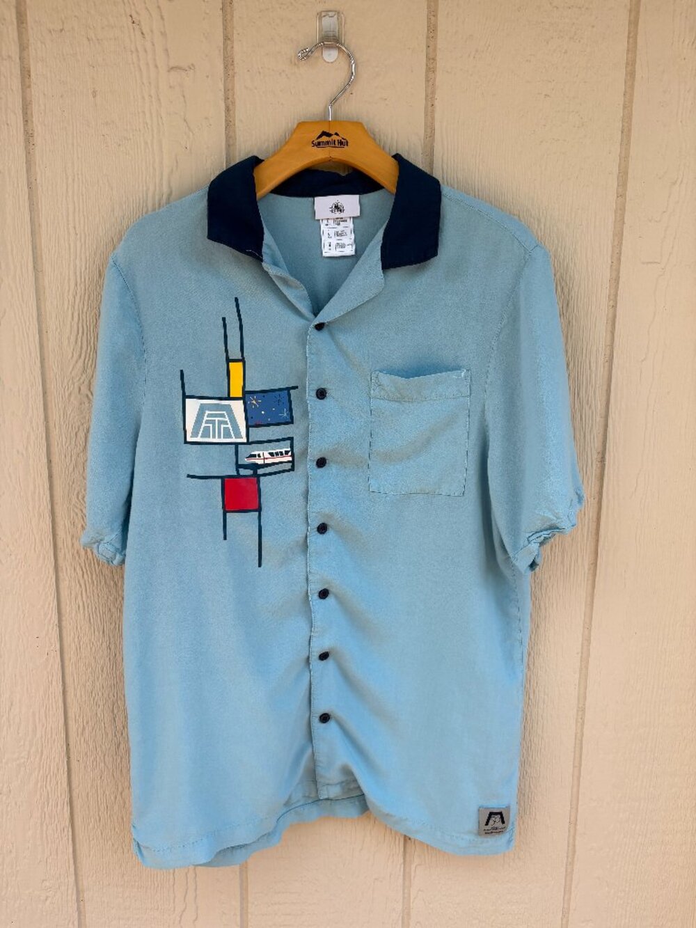 Disney World 50th Anniversary Button Up Shirt Men's Medium Blue Resort Monorail